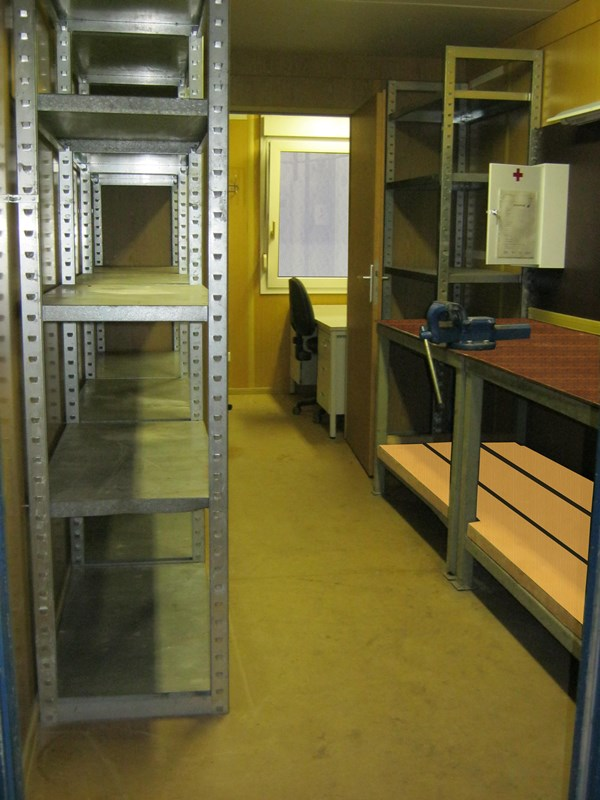 Büro-Werkstatt-Container,  6 m