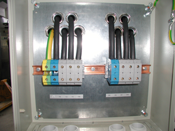 [341212/0006] Trenntrafo, 400 V, Abgang 3 x 400 V / 230 V, 150 kVA, Anschlüsse mit Klemmen
